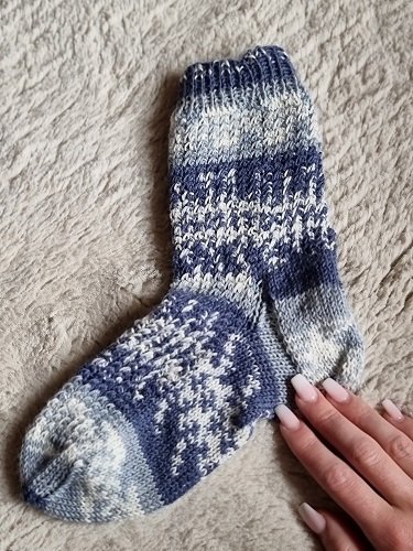 Blog-Inhaltsbild für 'Kostenlose Strickanleitung Norwegersocken'